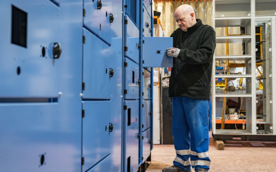 The versatility of MCCs & Control Panels